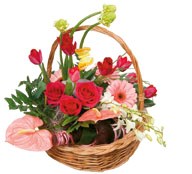 Basket Arrangement "Rendezvous"