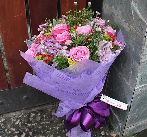 product image for Mixed Seasonal Flowers