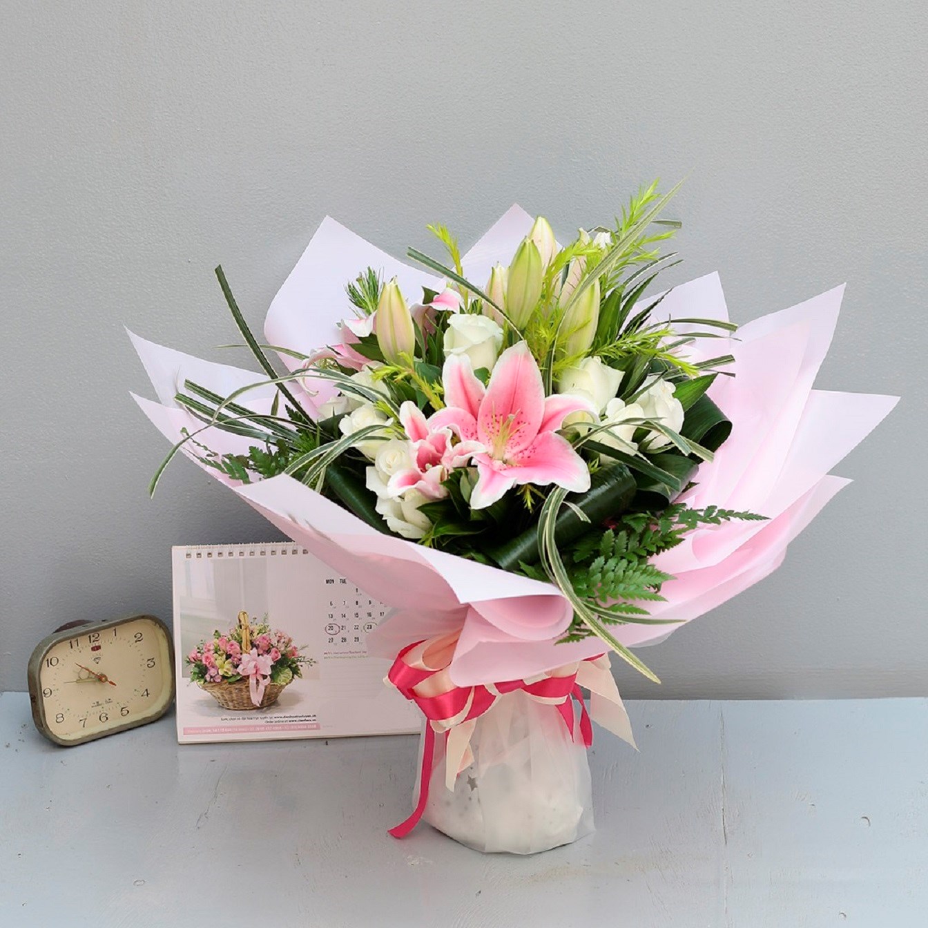 product image for Pink white and green mixed bouquet