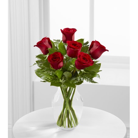 The Simply Enchanting Rose Arrangement by FTD