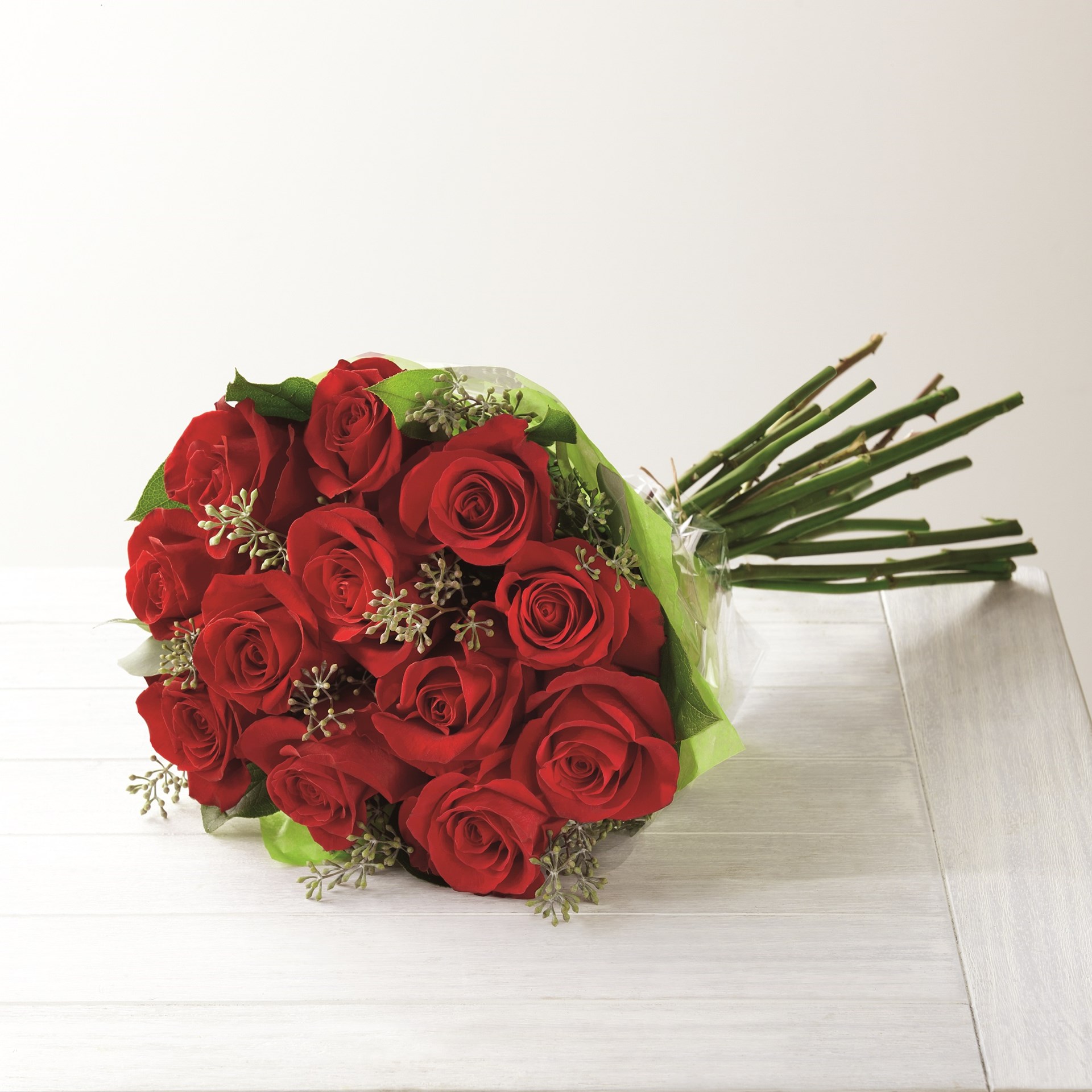 product image for The Long Stem Red Rose Bouquet by FTD - VASE INCLUDED