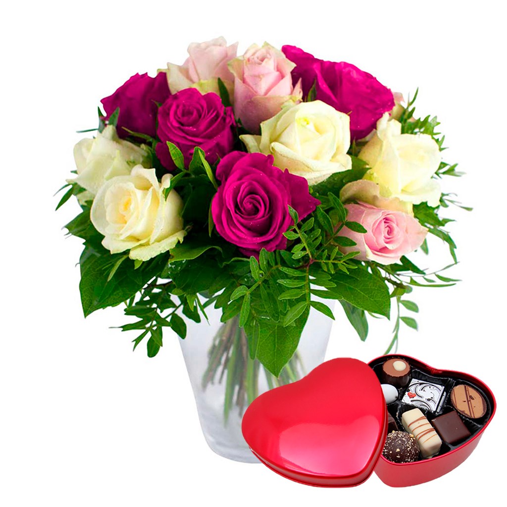 product image for A Dream of Roses with red chocolate heart