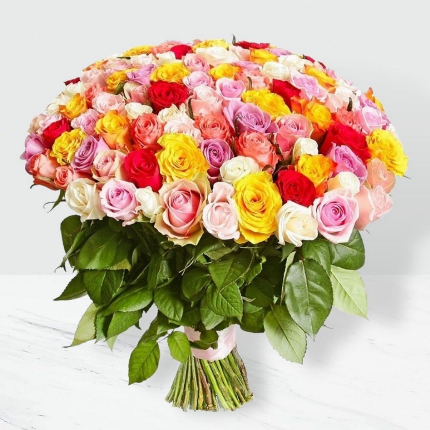 100 Mixed Roses Bunch