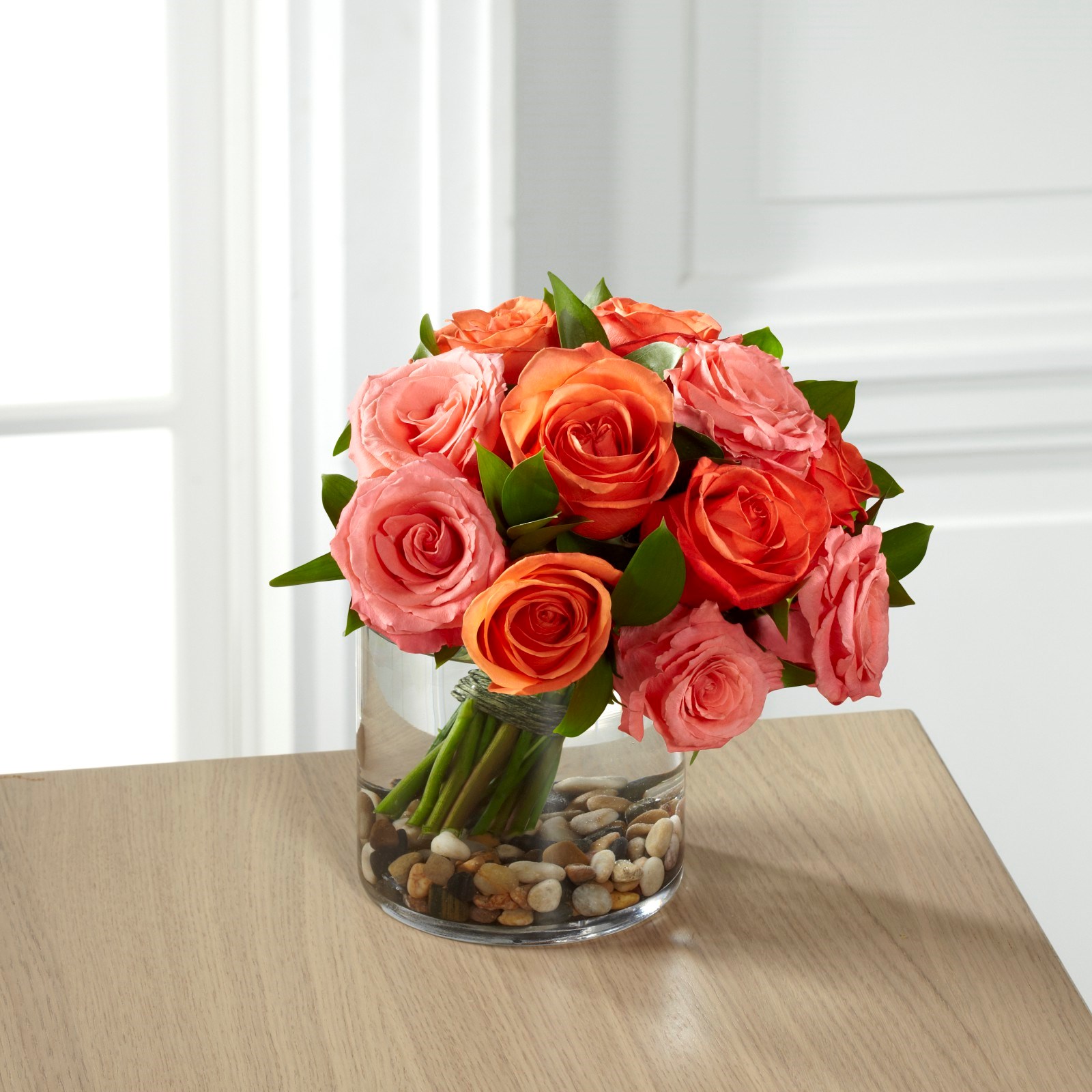 product image for The FTD Blazing Beauty Rose Bouquet