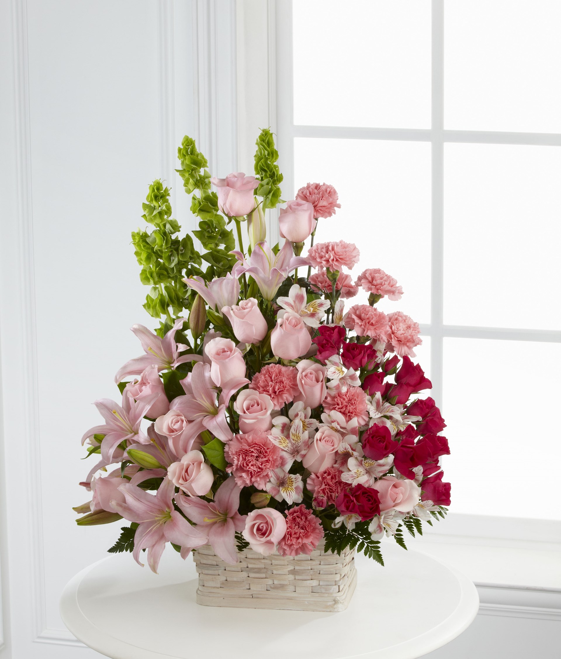 product image for The FTD Beautiful Spirit Arrangement, S22-4485SVE