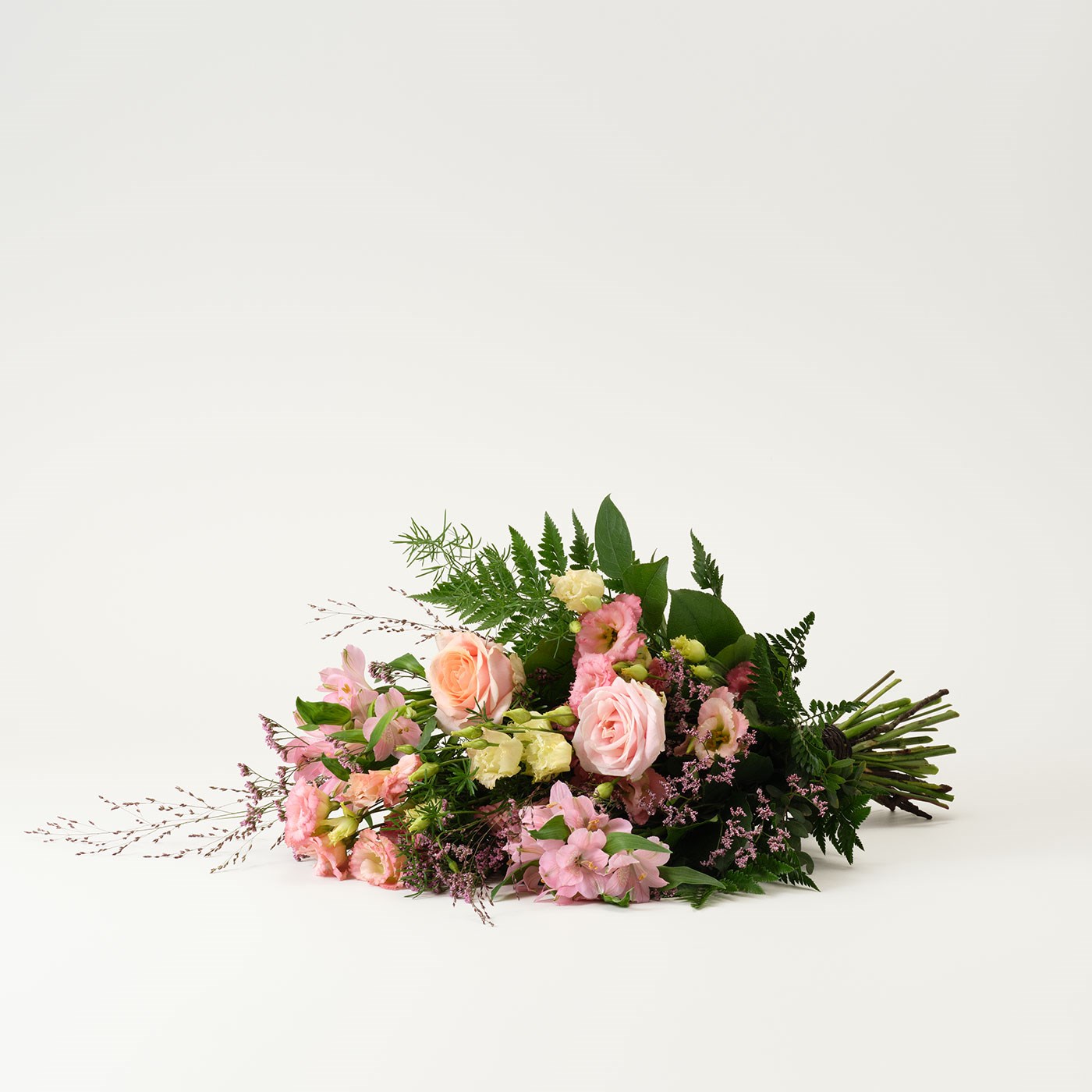 product image for Funeral bouquet in pink