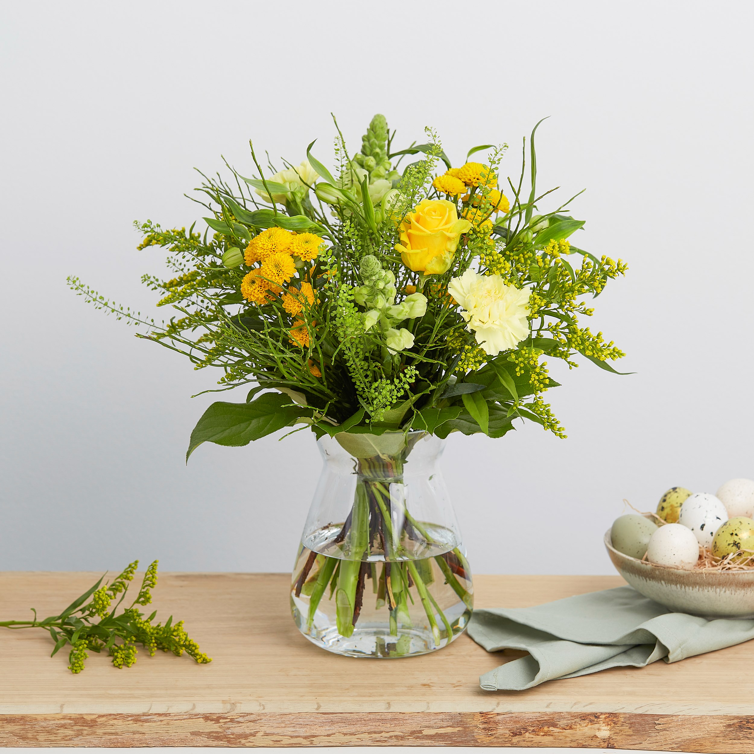 Extra Luxurious Bright Bouquet