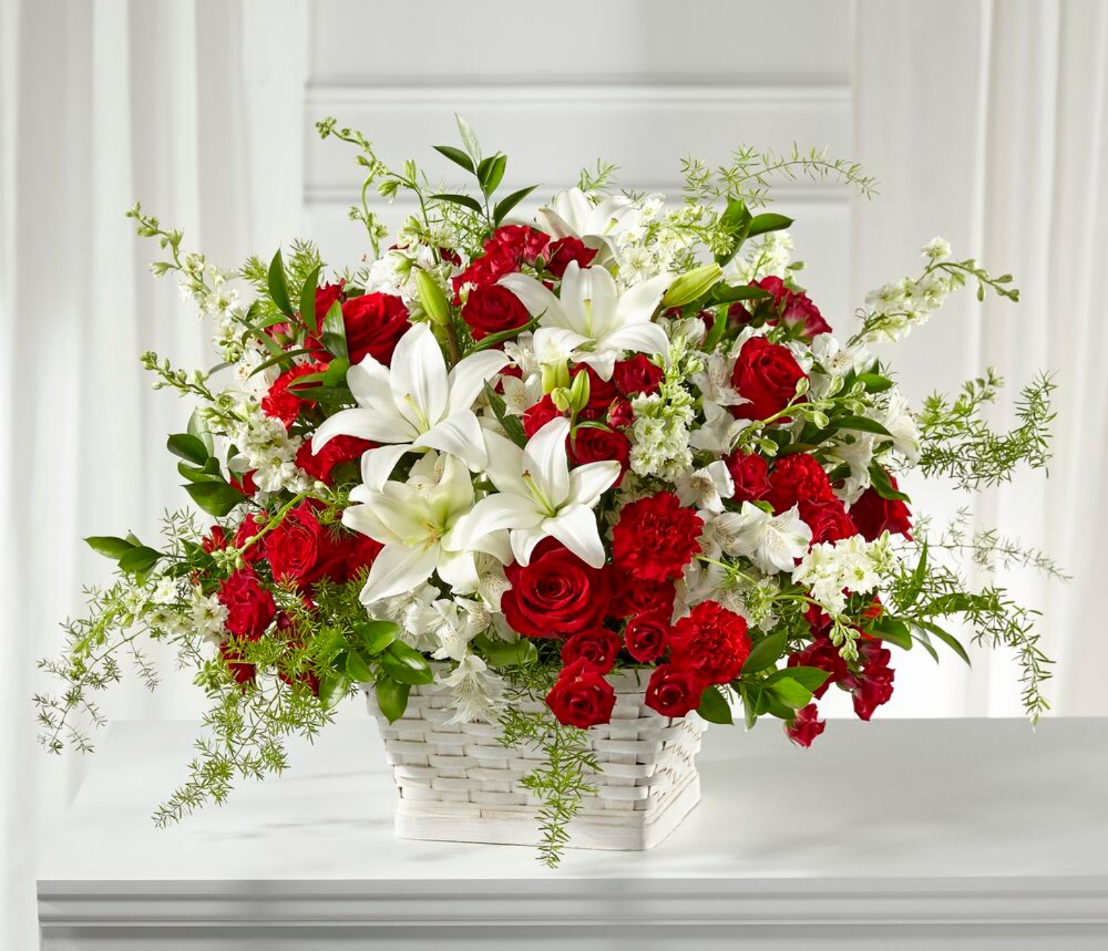 Sentiments of Love Arrangement