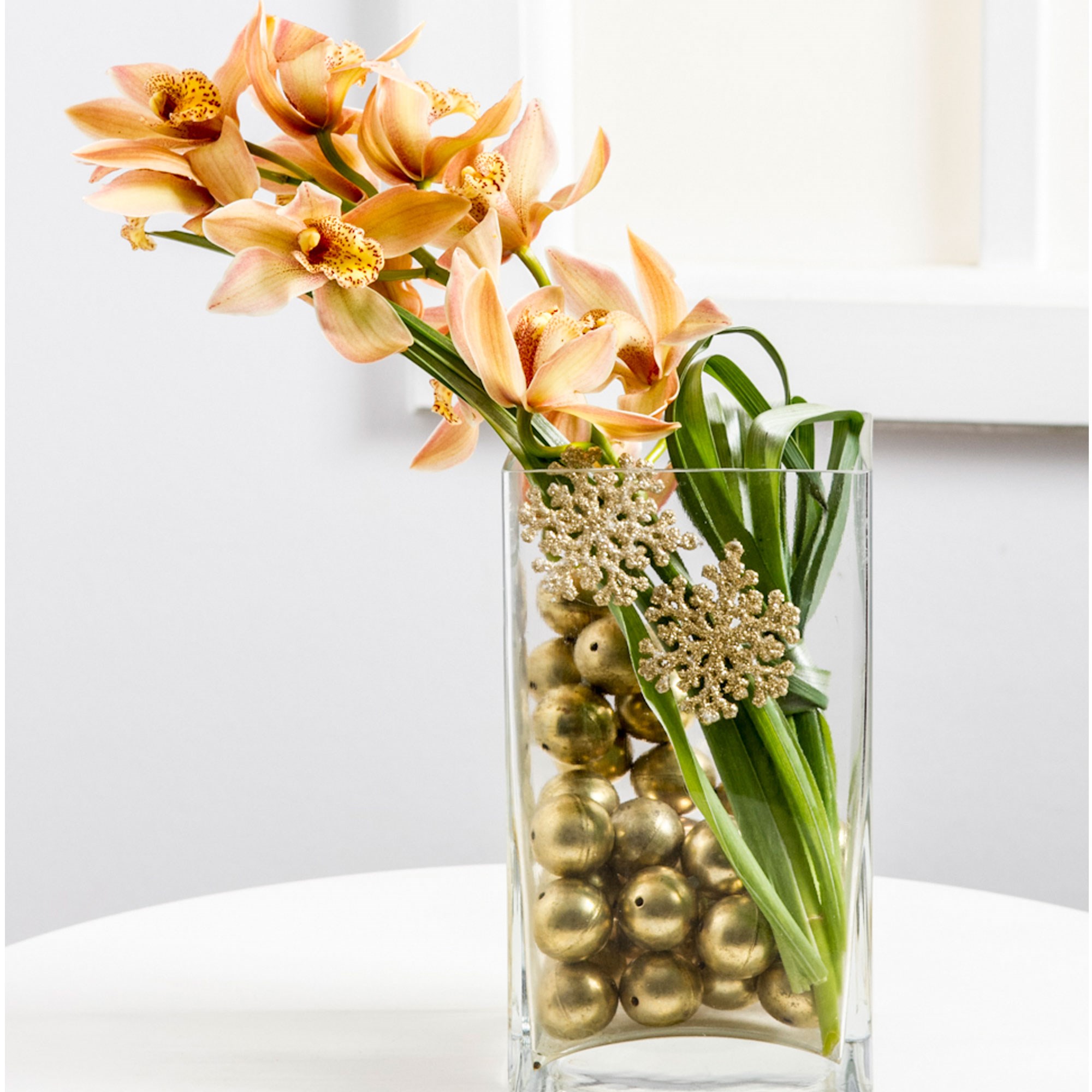 Stylish Christmas Decoration with Orchid