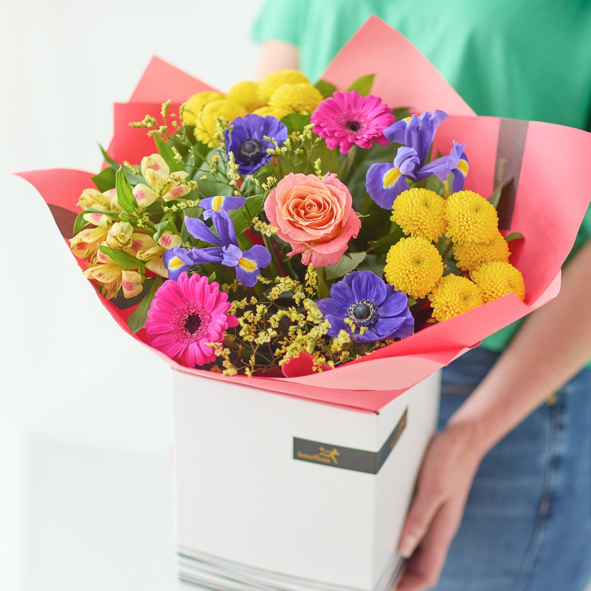 product image for Bright Spring Bouquet.