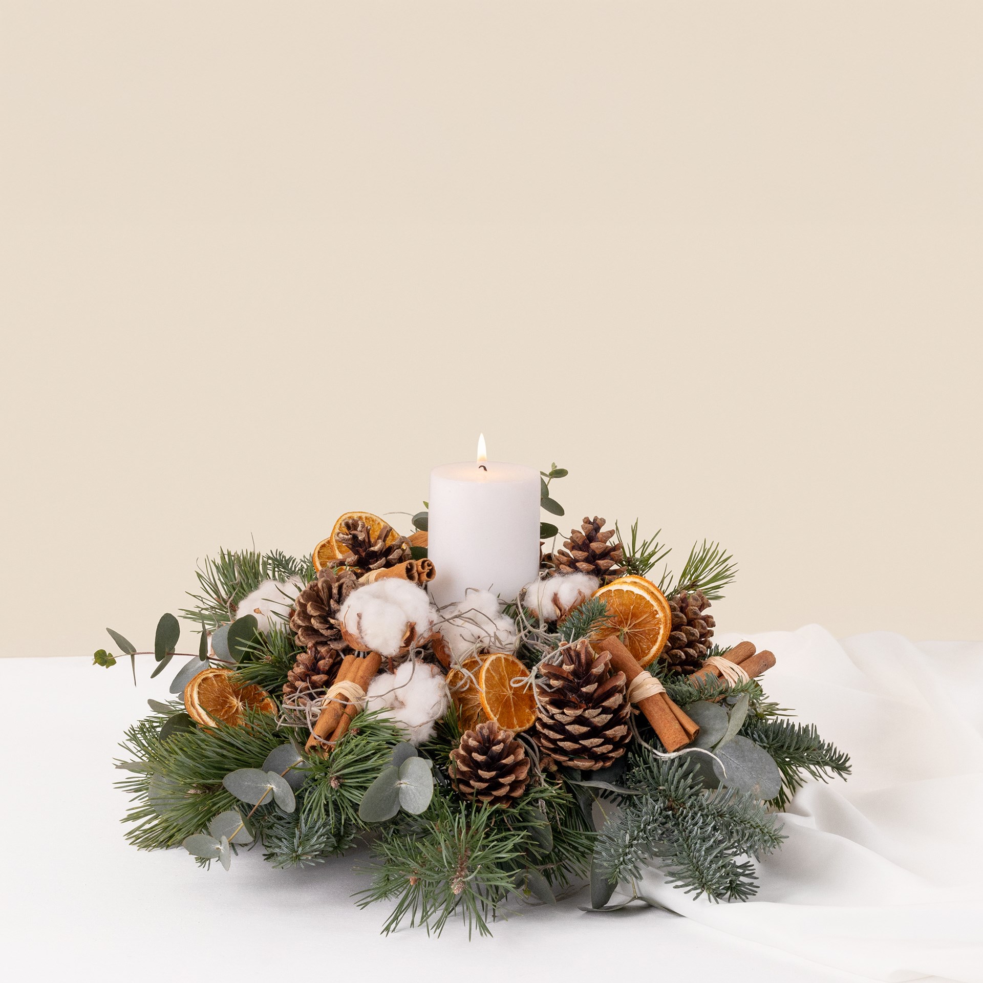 product image for Sous le sapin -  Under the christmas tree