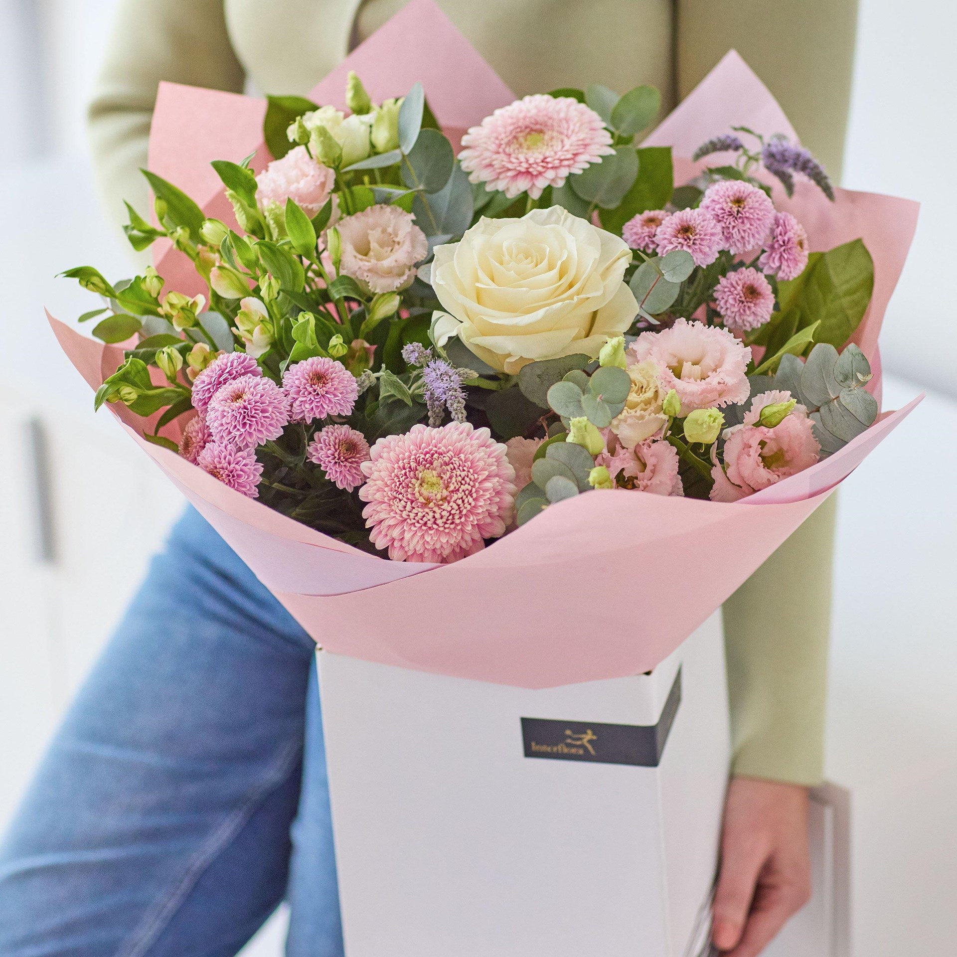product image for Luxurious Pastel Bouquet.