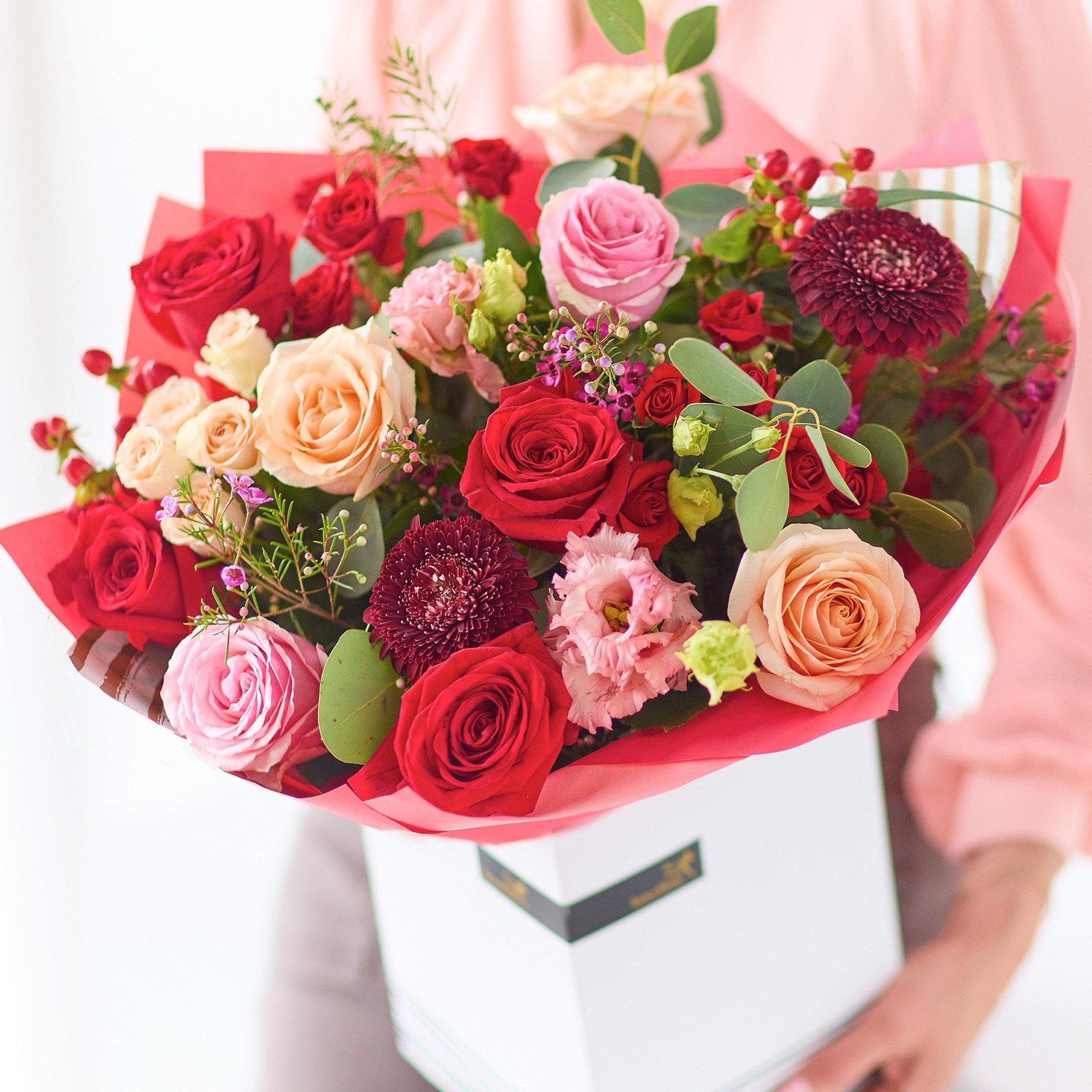 product image for Luxury Valentine's Mixed Bouquet.