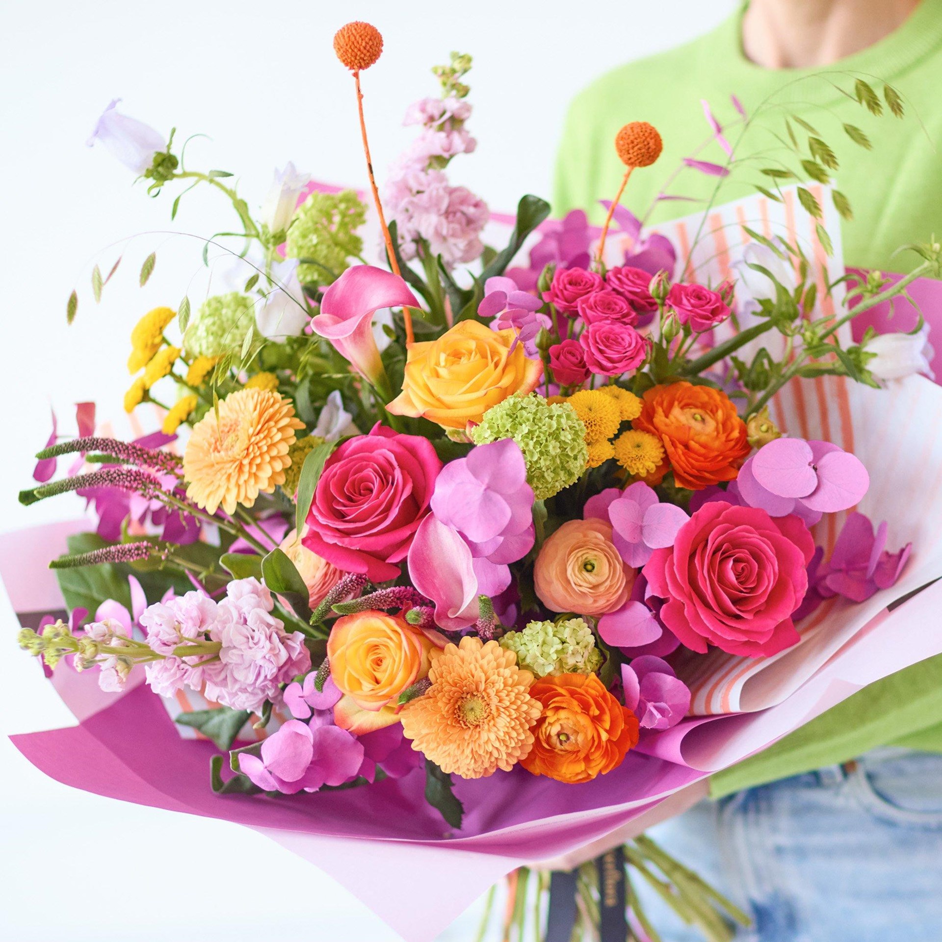 product image for Colour and Wonder Mother's Day Bouquet