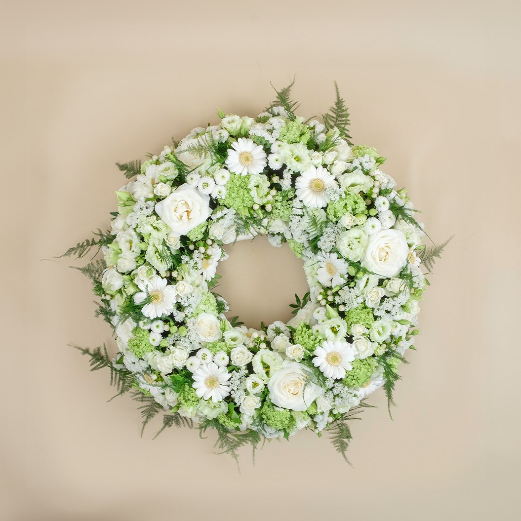 product image for Funeral wreath in white tones, C0147PT