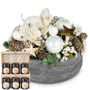 Flower arrangement Great Moments with fairy lights and Bee-F